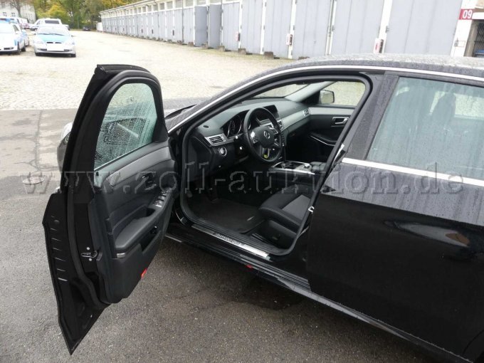 Innenansicht vorn links