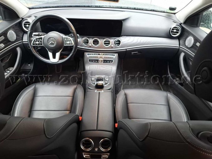1 Mercedes-Benz E 300 DE T Kombilimousine – foto 7 – kavel bij Zoll-Auktion, Essen