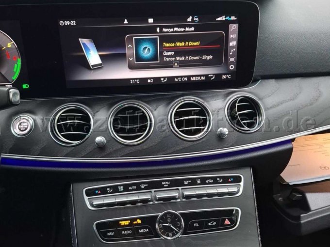 1 Mercedes-Benz E 300 DE T Kombilimousine – foto 10 – kavel bij Zoll-Auktion, Essen