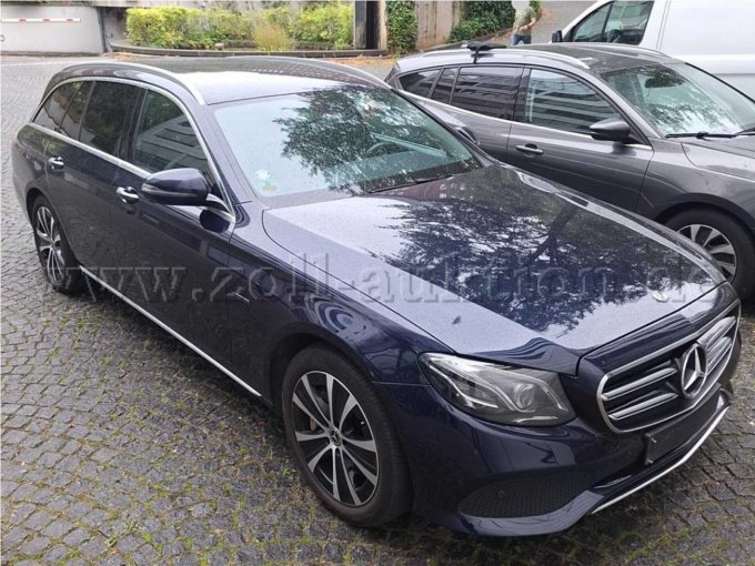 1 Mercedes-Benz E 300 DE T Kombilimousine – kavel bij Zoll-Auktion, Essen