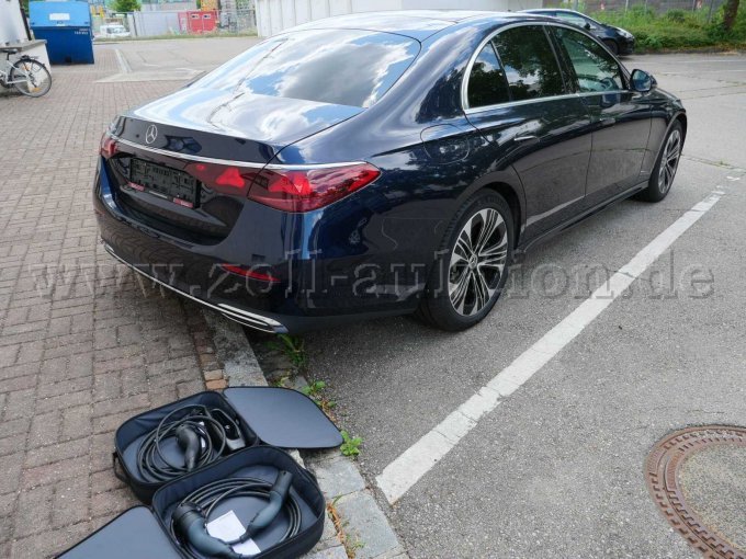 1 Mercedes-Benz E 300 de Avantgarde Advanced – foto 2 – kavel bij Zoll-Auktion, Augsburg