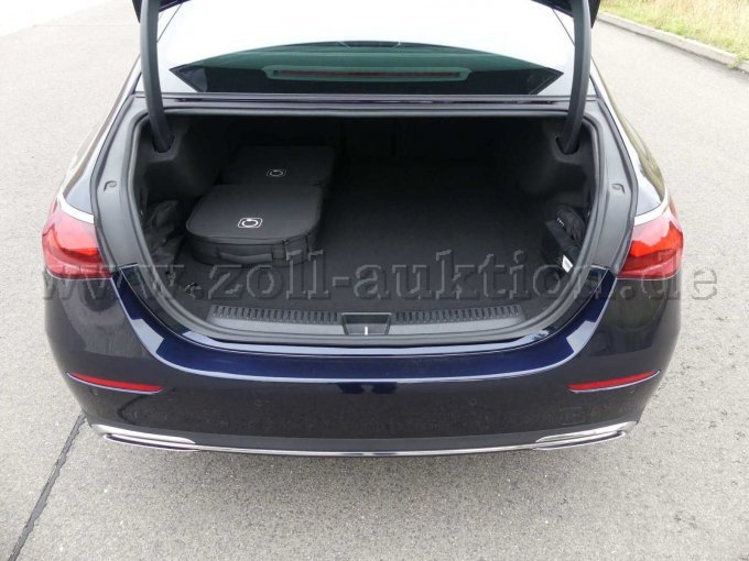 1 Mercedes-Benz E 300 de Avantgarde Advanced – foto 5 – kavel bij Zoll-Auktion, Erfurt