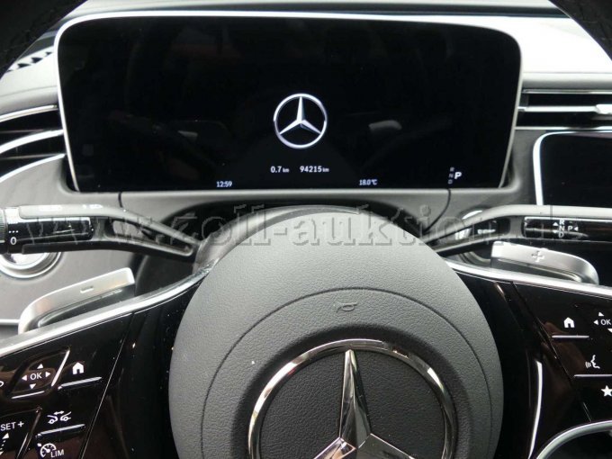 1 Mercedes-Benz E 300 de Avantgarde Advanced – foto 8 – kavel bij Zoll-Auktion, Erfurt