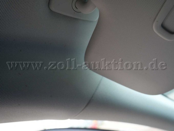 1 Mercedes-Benz E 300 de Avantgarde Advanced – foto 10 – kavel bij Zoll-Auktion, Augsburg