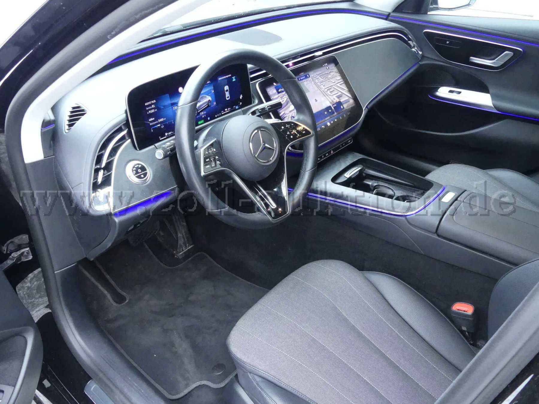 Innenansicht vorn links