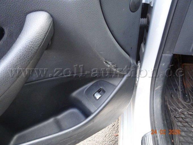 Türverkleidung vorn links