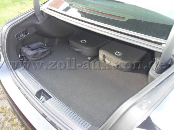 1 Mercedes-Benz E Limousine 300 e Avantgarde Advanced – foto 14 – kavel bij Zoll-Auktion, Greifswald, Hansestadt