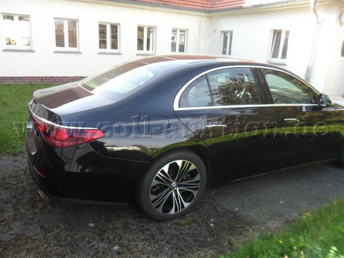 1 Mercedes-Benz E Limousine 300 e Avantgarde Advanced – foto 4 – kavel bij Zoll-Auktion, Greifswald, Hansestadt