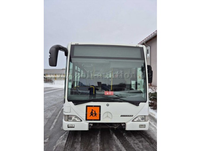 Omnibus Front