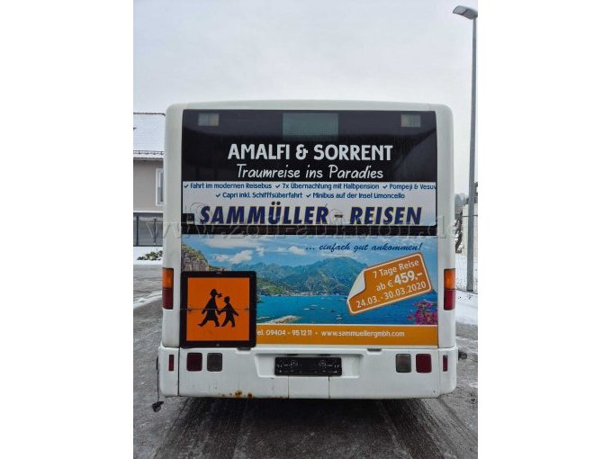Omnibus hinten