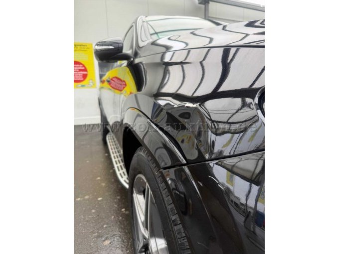 Schaden vorne rechts