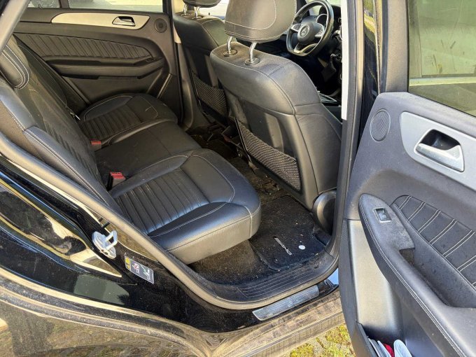 1 Mercedes-Benz GLE 250 d 9G-TRONIC AMG Line – foto 11 – kavel bij Zoll-Auktion, Potsdam