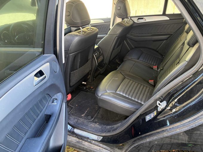 1 Mercedes-Benz GLE 250 d 9G-TRONIC AMG Line – foto 6 – kavel bij Zoll-Auktion, Potsdam