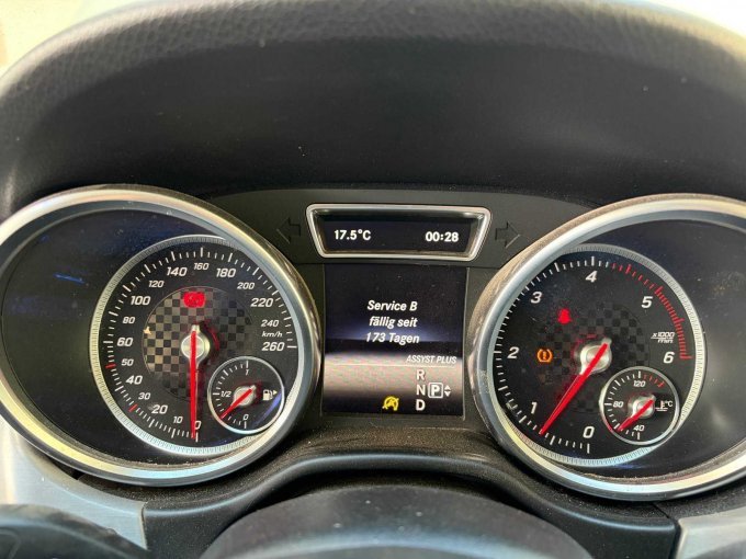 1 Mercedes-Benz GLE 250 d 9G-TRONIC AMG Line – foto 9 – kavel bij Zoll-Auktion, Potsdam