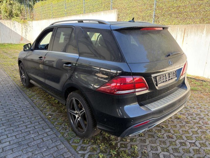 1 Mercedes-Benz GLE 250 d 9G-TRONIC AMG Line – foto 3 – kavel bij Zoll-Auktion, Potsdam