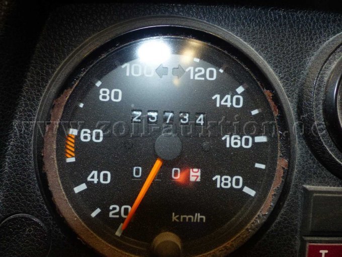 Tacho mit Kilometerstand