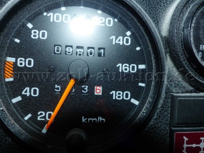 Tacho mit Kilometerstand