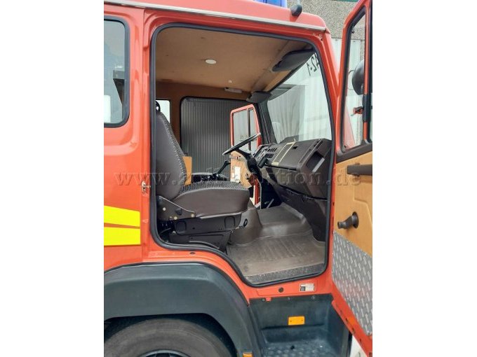 1 Mercedes-Benz MB 814 LF8 met opbouw van Schlingmann – foto 6 – kavel bij Zoll-Auktion, Barmstedt