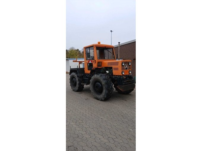 Seitenansicht rechts vorne