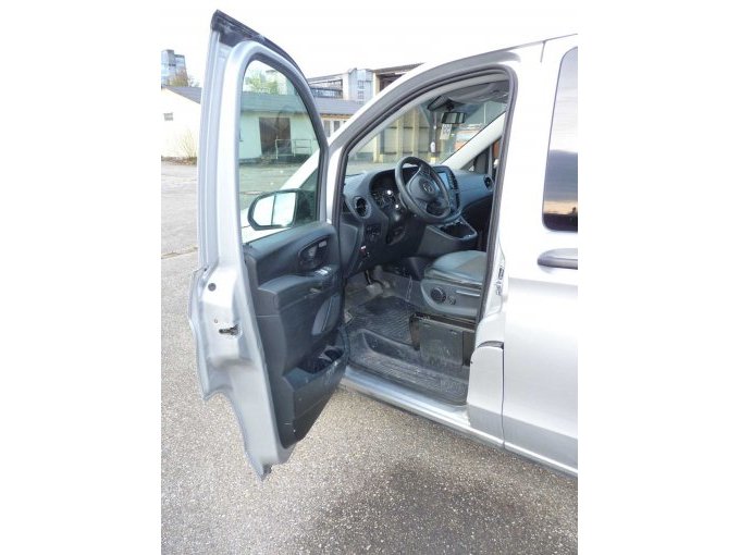 Übersicht Fahrereinstieg