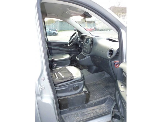 Details Beifahrereinstieg