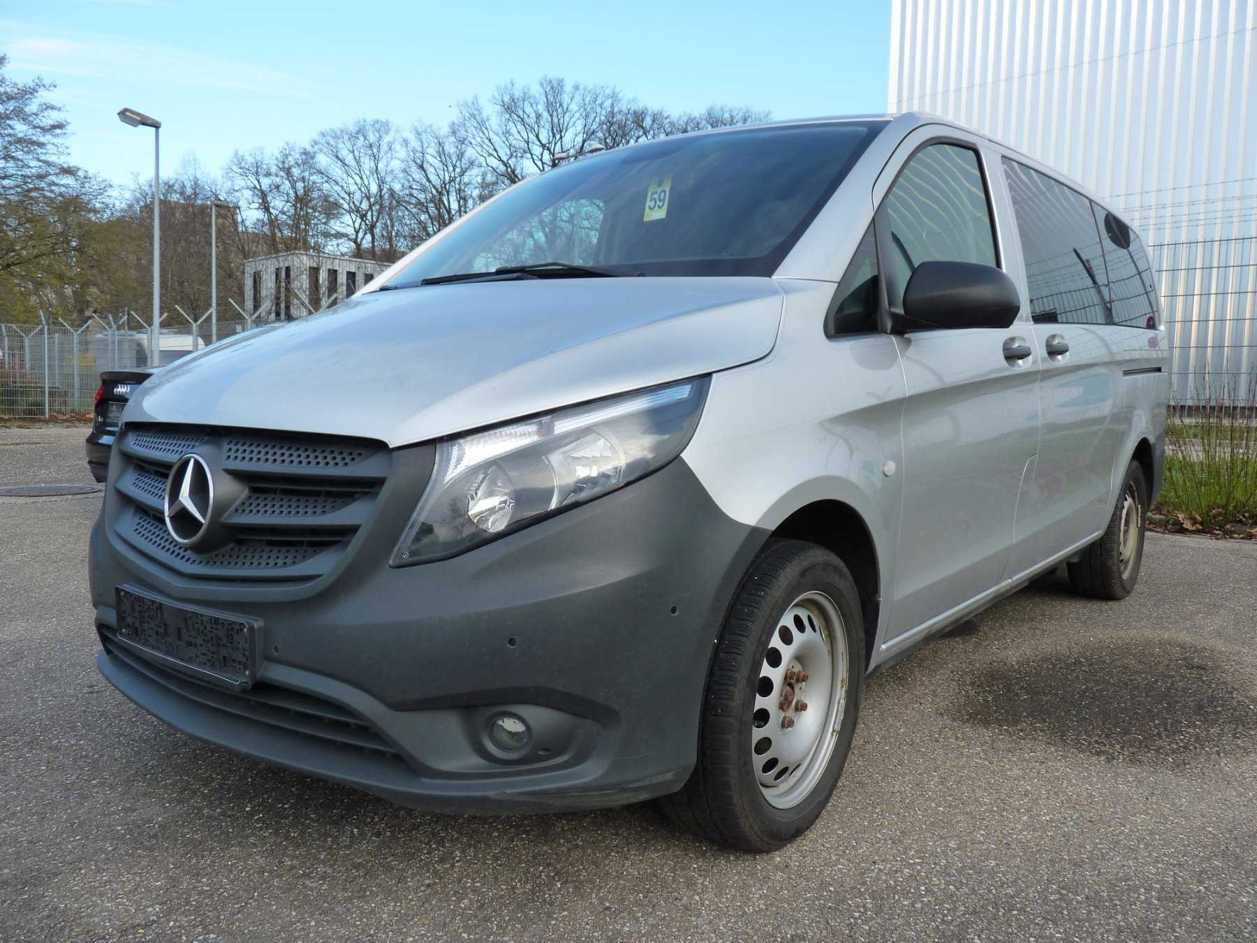 Ansicht von vorne links