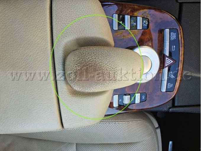 Oberflächen Innenraum teils stark abgenutzt