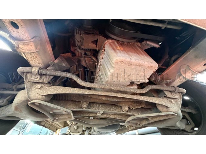 M-Benz Sprinter Detailansicht 5 Unterboden Motorraum