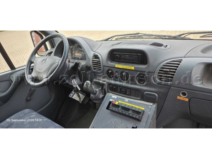 Cockpit mit Sondersignalsteuerung