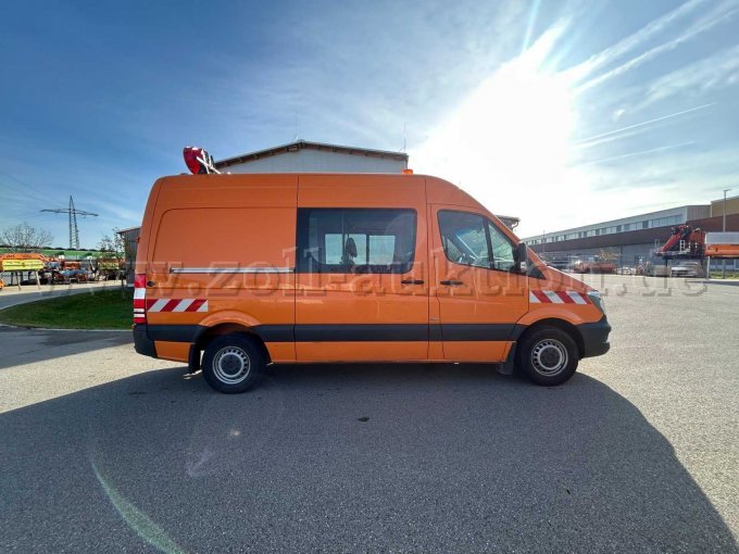 Fahrzeug rechte Seite