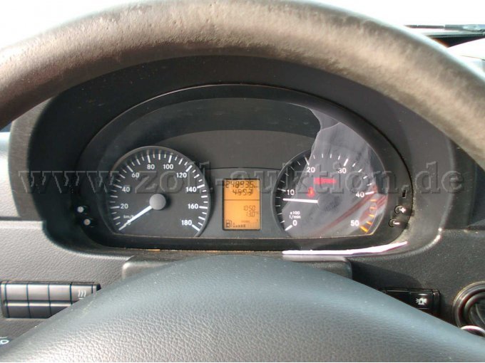 Fahrzeug Kombiinstrument