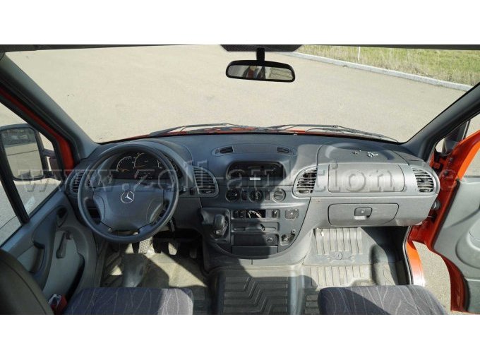 Ansicht Armaturenbrett 2