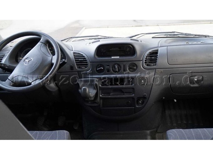 Ansicht Armaturenbrett 1