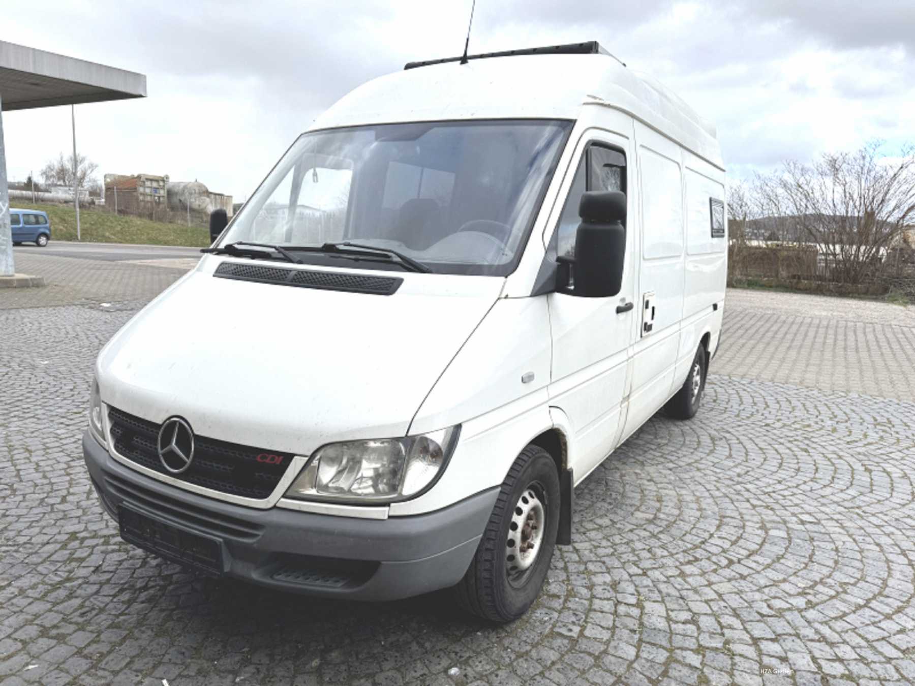 Mercedes-Sprinter