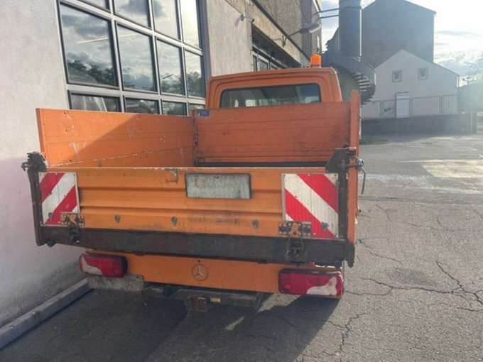 1 Mercedes-Benz Sprinter 3seitenkipper, 3,5t, nicht verkehrssicher – foto 4 – kavel bij Zoll-Auktion, Saarbrücken