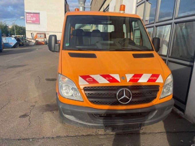 1 Mercedes-Benz Sprinter 3seitenkipper, 3,5t, nicht verkehrssicher – foto 3 – kavel bij Zoll-Auktion, Saarbrücken