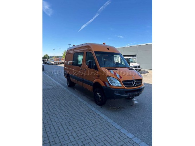 1 Mercedes-Benz Sprinter 516 CDI 4x4 - 2,1 l Dieselmotor mit 4x4 – foto 2 – kavel bij Zoll-Auktion, Pfaffenhofen a.d.Ilm