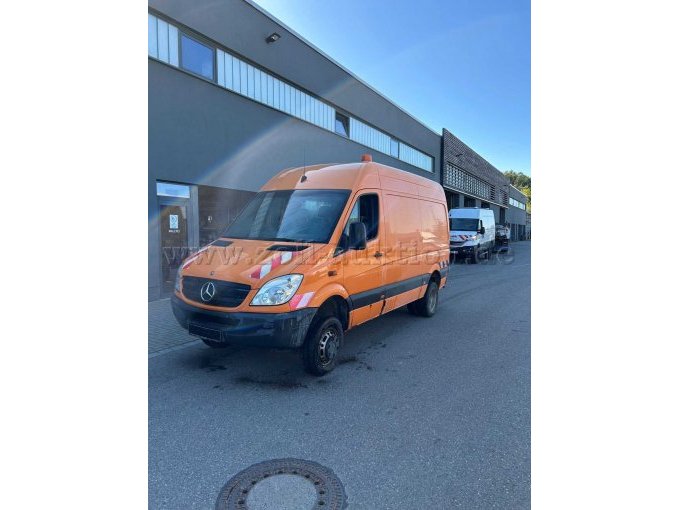 1 Mercedes-Benz Sprinter 516 CDI 4x4 - 2,1 l Dieselmotor mit 4x4 – foto 3 – kavel bij Zoll-Auktion, Pfaffenhofen a.d.Ilm
