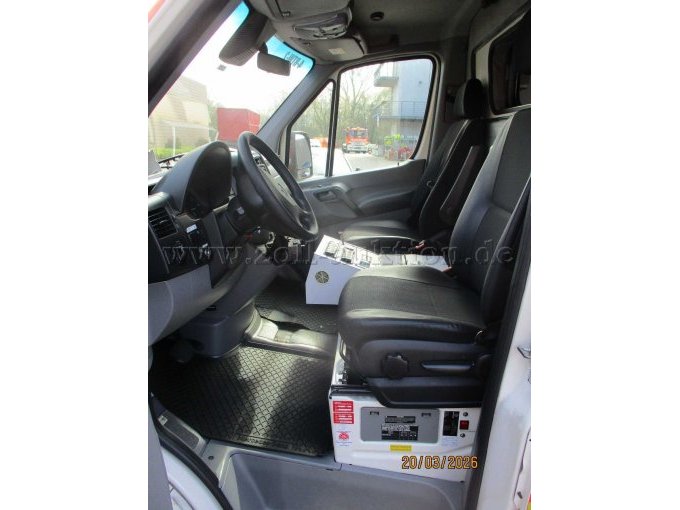 Innenraum Fahrerseite