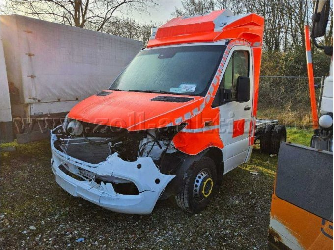 Diagonale vorne links