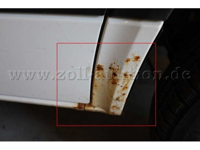 Kotflügel rechts vorne und Übergang Schweller