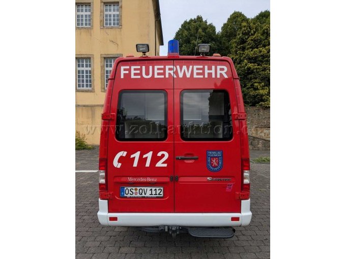 Heckansicht geschlossen