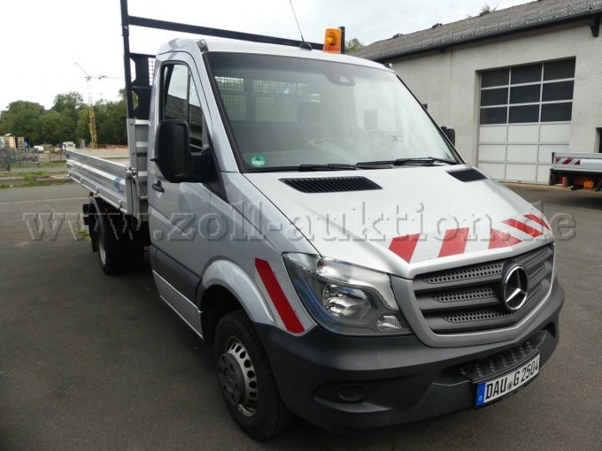 1 Mercedes-Benz Sprinter II Pr 516 CDI met open laadbak – foto 2 – kavel bij Zoll-Auktion, Gerolstein