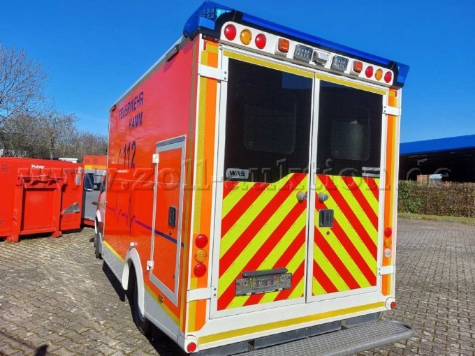 diagonale Heckansicht