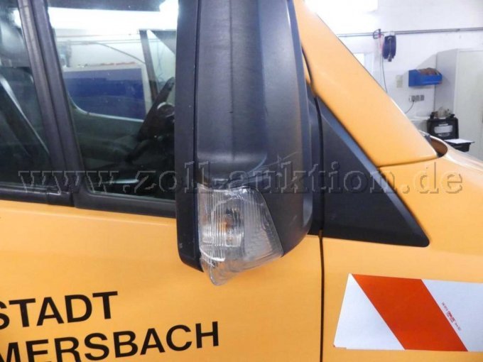 Kratzer Spiegel rechts