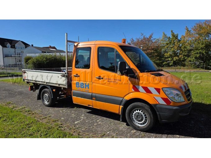 1 Mercedes-Benz Sprinter mit 3 Seiten-Kipper *Bastlerfahrzeug* – foto 3 – kavel bij Zoll-Auktion, Eschwege