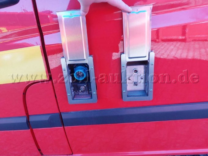 Ladeanschluss und Gebäudefunkeinspeisung