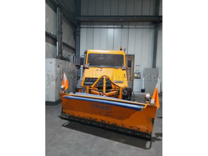 Frontansicht mit Schneeschild 2