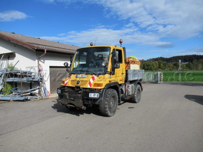 Unimog von vorne