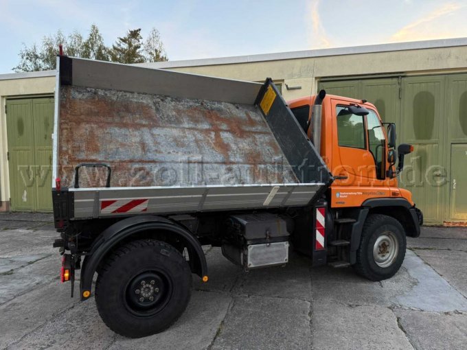1 Mercedes-Benz Unimog U 290 mit GMEINER Streuautomat und BEILHACK Schneepflug – foto 7 – kavel bij Zoll-Auktion, Flöha